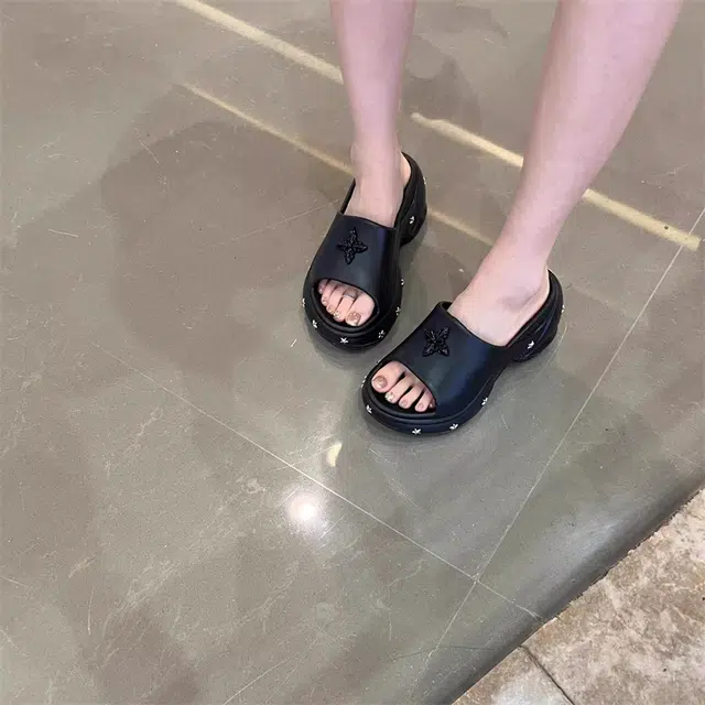 NUNZ