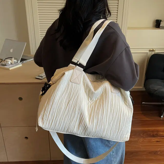 雅鹿 韩系肌理感轻便百搭 尼龙 斜挎单肩包 男女同款情侣款 多色