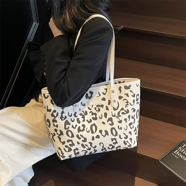 Tote
