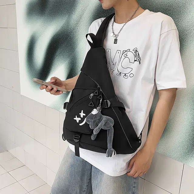 雅鹿 流行设计潮流通勤 尼龙 单肩包胸包 男女同款情侣款 黑色/灰色/白色