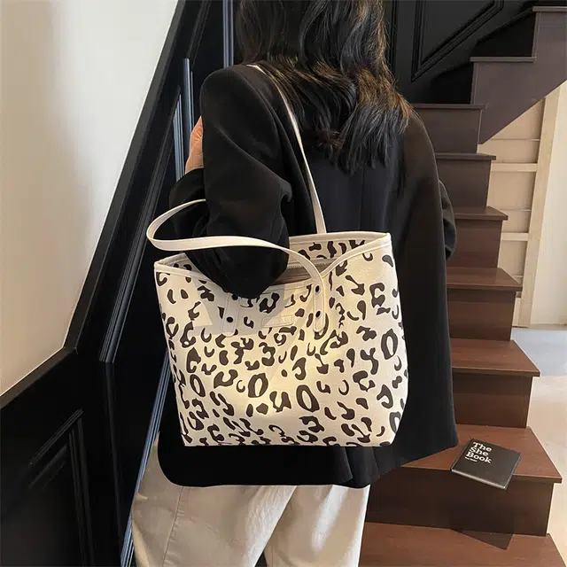 Tote