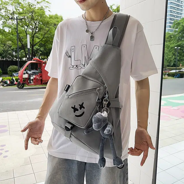 雅鹿 流行设计潮流通勤 尼龙 单肩包胸包 男女同款情侣款 黑色/灰色/白色