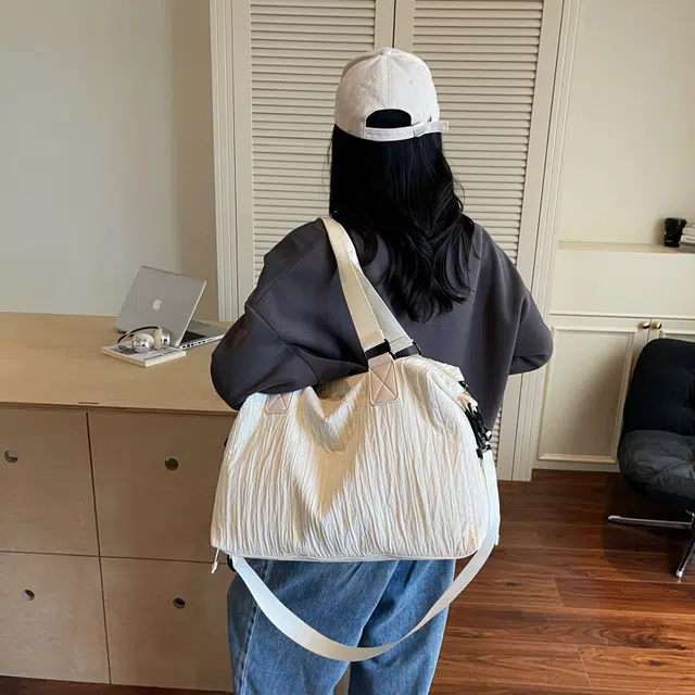 雅鹿 韩系肌理感轻便百搭 尼龙 斜挎单肩包 男女同款情侣款 多色