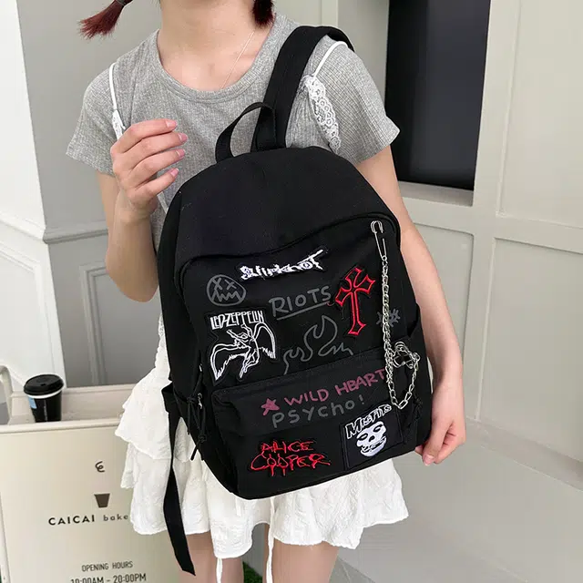 雅鹿 美式复古摇滚朋克书包外出休闲包学生上课通勤百搭女 尼龙布 双肩包 男女同款情侣款 红色黑色