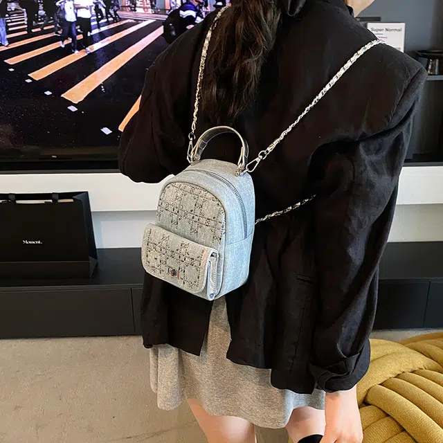 雅鹿 高级感轻便百搭 尼龙 双肩包 女款 多色