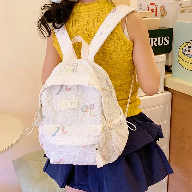 雅鹿 小众设计高颜值日系百搭大容量初高中大学生 尼龙 双肩包 女款 白色/黑色