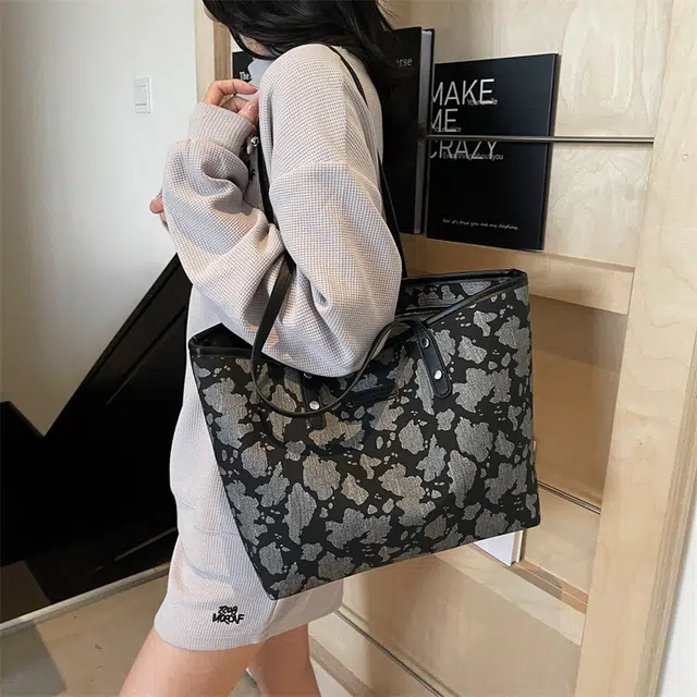 Tote