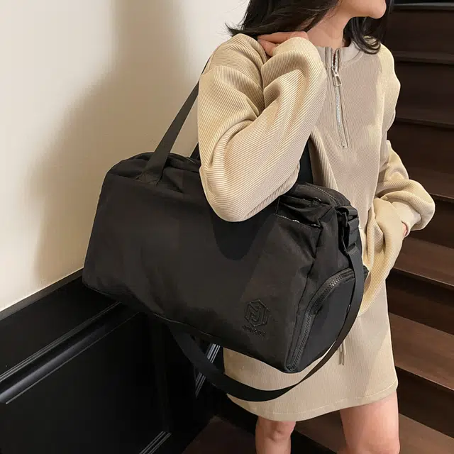 雅鹿 运动包健身包短途男轻便行李包百搭斜挎包 尼龙 旅行包 多色