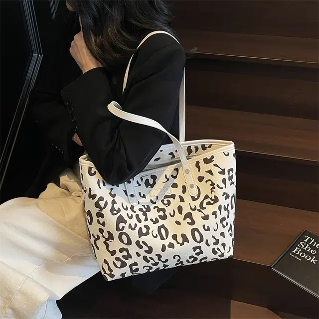 Tote