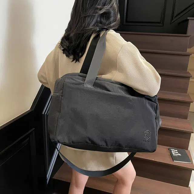 雅鹿 运动包健身包短途男轻便行李包百搭斜挎包 尼龙 旅行包 多色