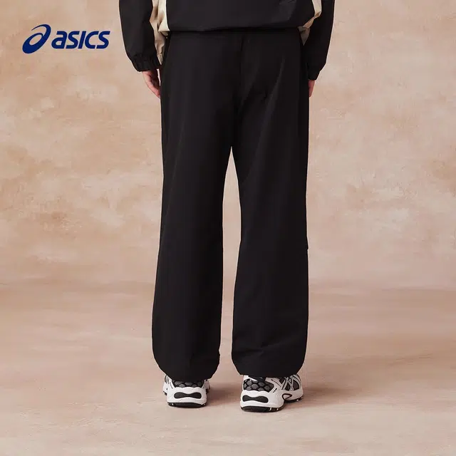 Asics logo