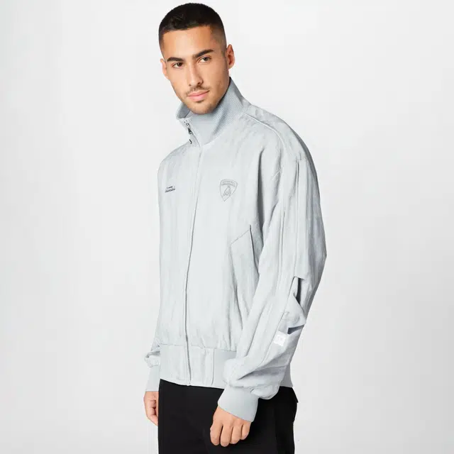 Automobili Lamborghini oversize