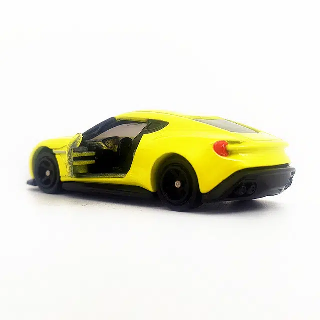 TAKARA TOMY 108