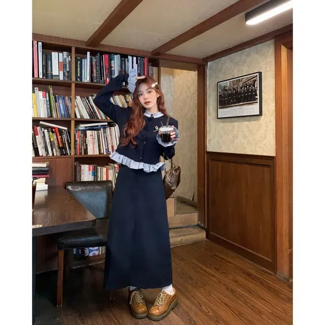 费尔岛上的猫 学院风小众假两件蝴蝶结长袖女装秋季宽松显瘦短款裙装套装 女款 藏青色