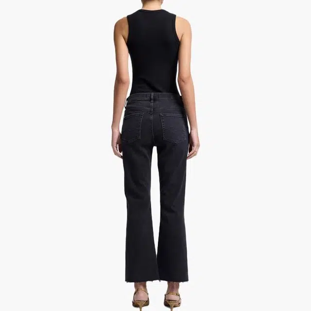 7 FOR ALL MANKIND