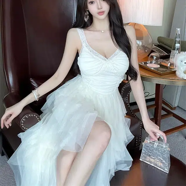 V