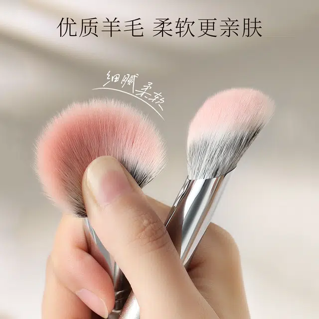 古迪  鎏金点彩腮红刷化妆刷 晕染 斜头指腹腮红大号沧州真羊毛动物毛柔软