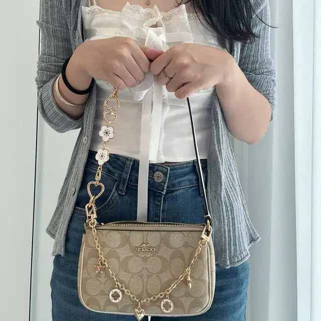 COACH Nolita 19