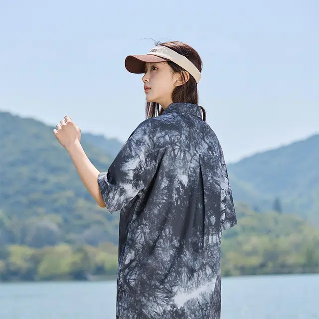 欧迪芬 港风扎染渐变潮流休闲宽松痞帅上衣短袖衬衫 女款