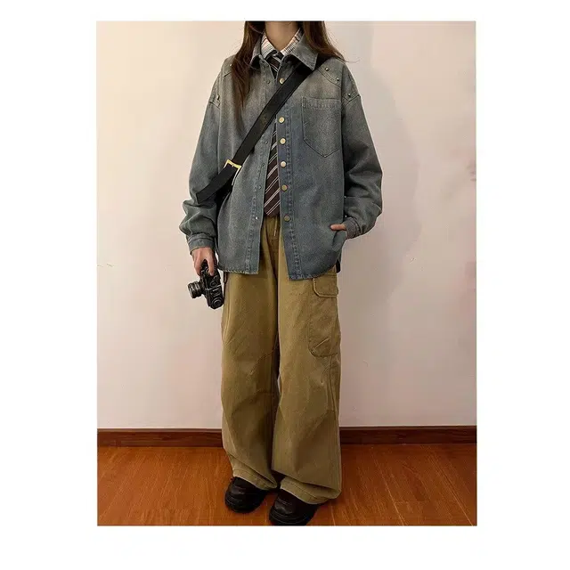 欧迪芬 港风腔调复古水洗破坏浅色衬衫女慵懒宽松显瘦垂感百搭时尚衬衣牛仔外套 女款