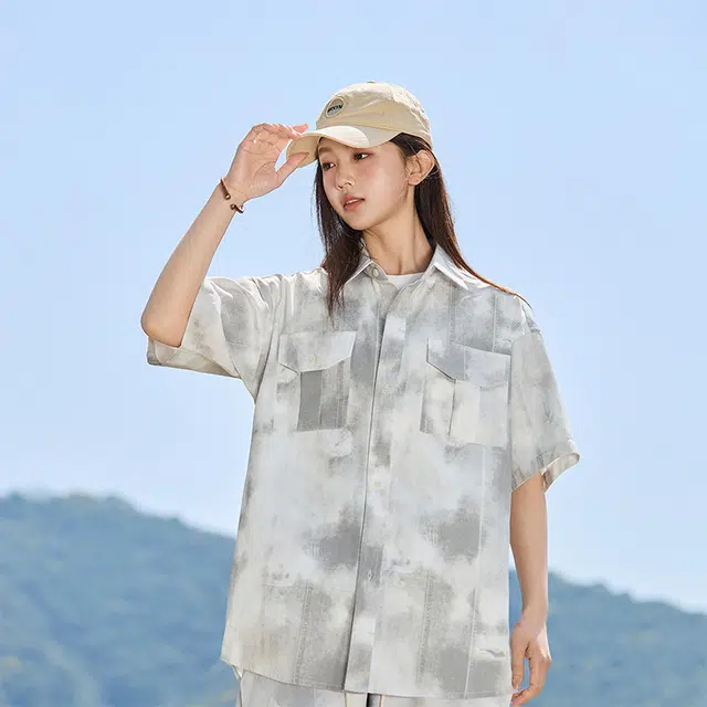 欧迪芬 青春流行工装风休闲炸街穿搭上衣短袖衬衫 女款
