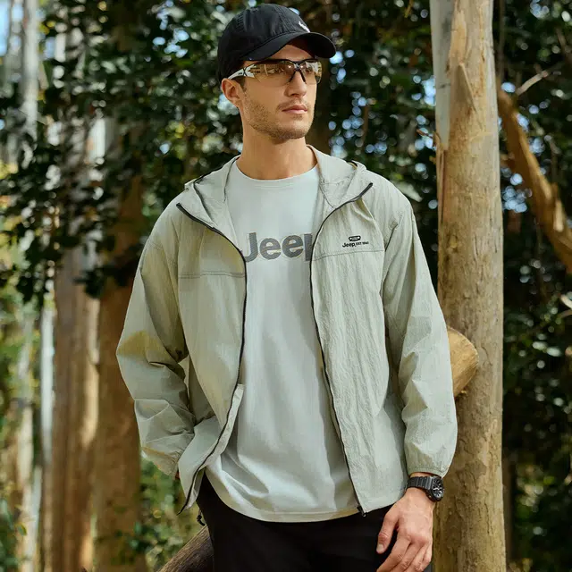 Jeep UPF100+
