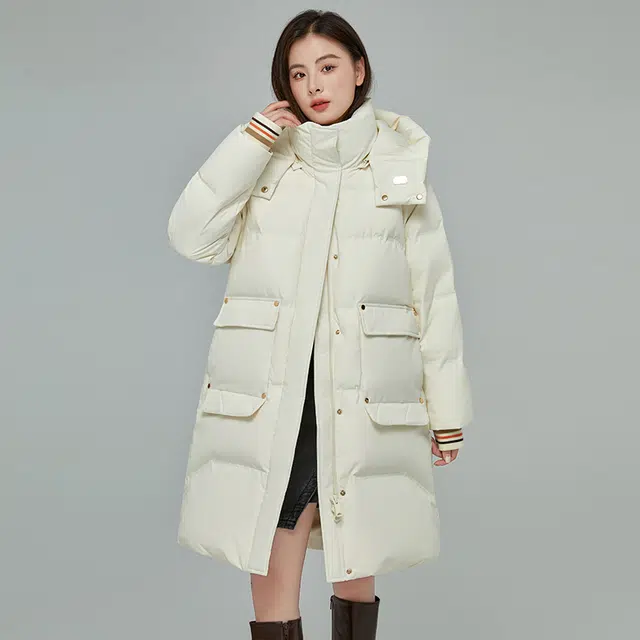 鸭鸭 纯色连帽拉链加厚休闲长袖羽绒服 女款