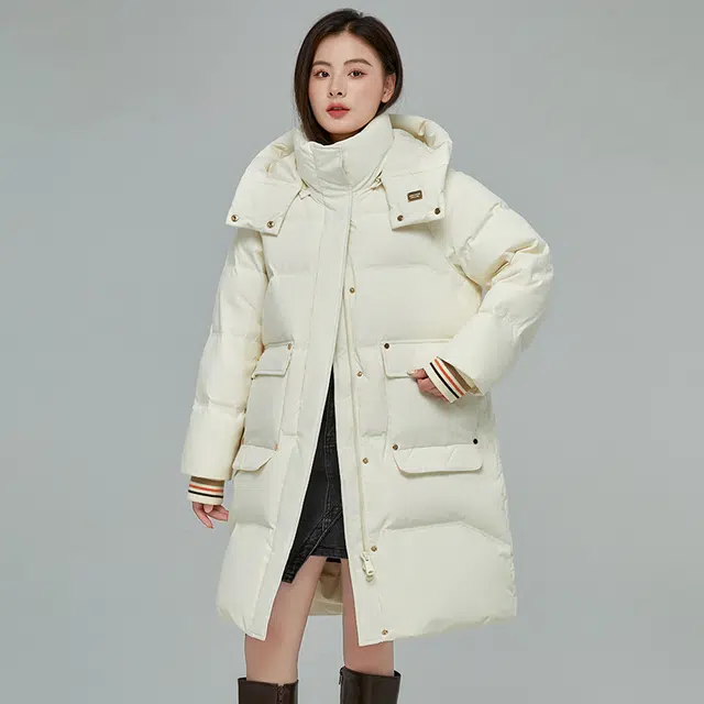 鸭鸭 纯色连帽拉链加厚休闲长袖羽绒服 女款