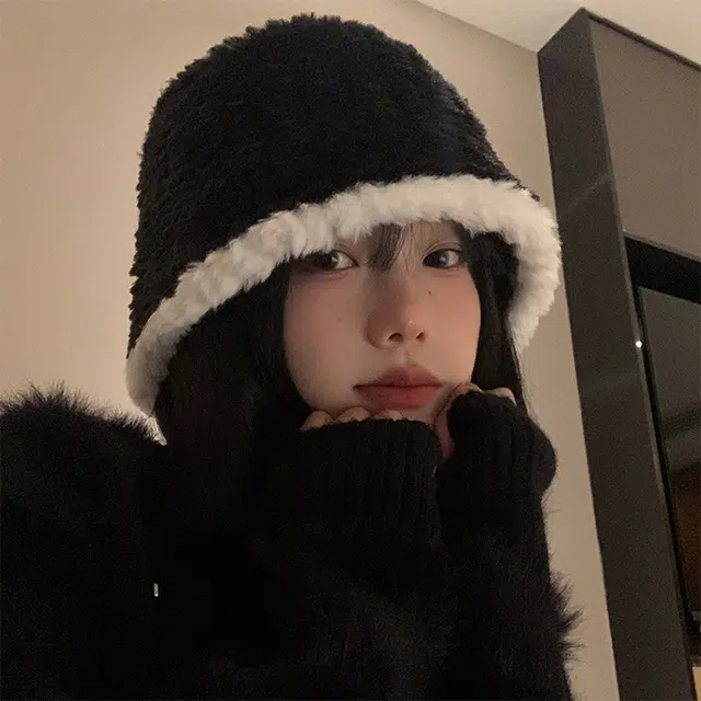浪莎 黑色毛绒水桶帽秋冬季韩版显脸小大头围保暖 腈纶 渔夫帽 女款