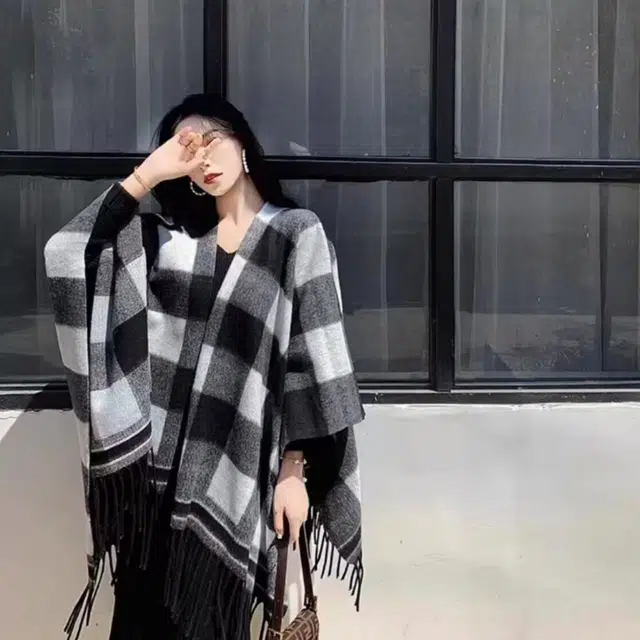 浪莎 优雅格子旅游保暖百搭高级感 聚酯纤维 披肩 女款