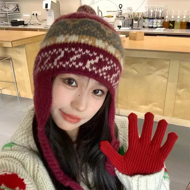 【圣诞氛围感】 浪莎 费尔曼岛复古提花羊毛混纺针织护耳帽女生冬季可爱保暖毛线辫子绒线帽 涤纶 绒线帽 女款