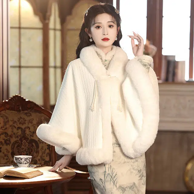浪莎 温柔绝美仙女加厚披肩女生旗袍汉服文艺风保暖毛绒领新中式外搭开衫斗篷 礼盒装 披肩 女款