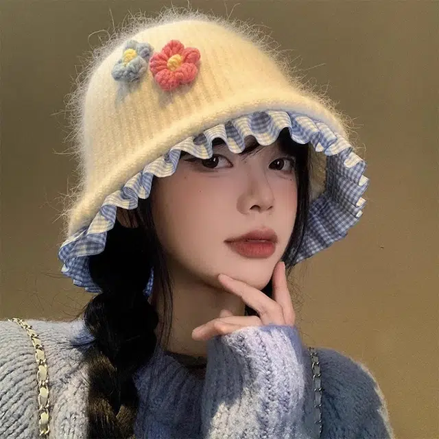 浪莎 温柔甜美花朵保暖百搭格子花边 獭兔毛 绒线帽 女款