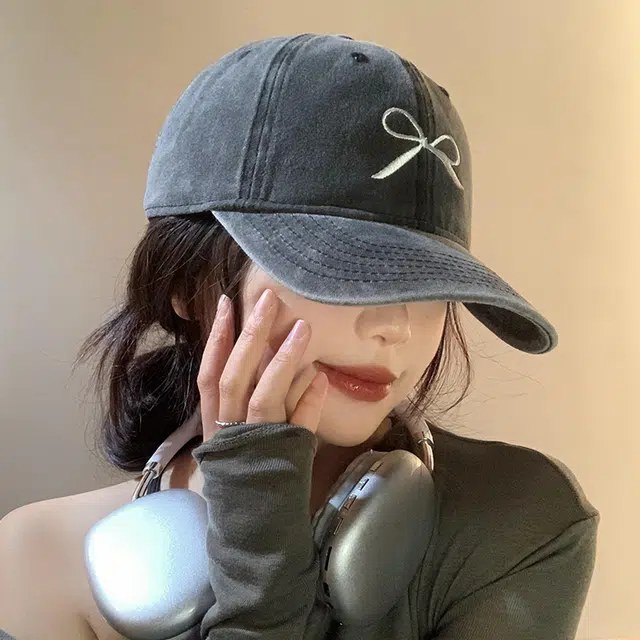 浪莎 时尚复古水洗做旧蝴蝶结刺绣大檐素颜遮脸防晒遮阳学生百搭大头围显脸小 聚酯纤维 鸭舌帽 男女同款情侣款