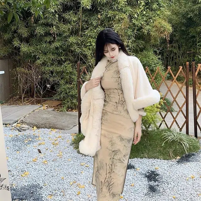 浪莎 温柔绝美仙女加厚披肩女生旗袍汉服文艺风保暖毛绒领新中式外搭开衫斗篷 礼盒装 披肩 女款