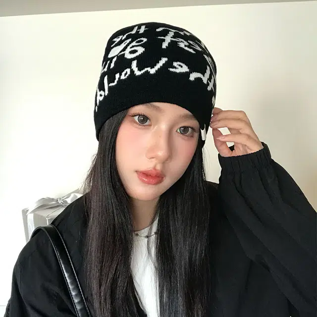 浪莎 潮牌街头英文字母早秋薄款个性字母提花黑白 腈纶 绒线帽 男女同款情侣款