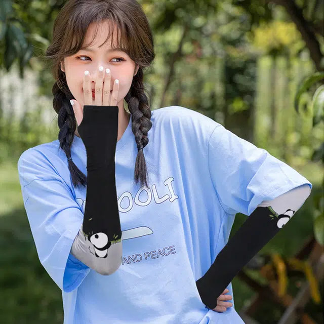 浪莎 可爱熊猫印花 冰丝户外运动骑车 防晒袖 男女同款情侣款