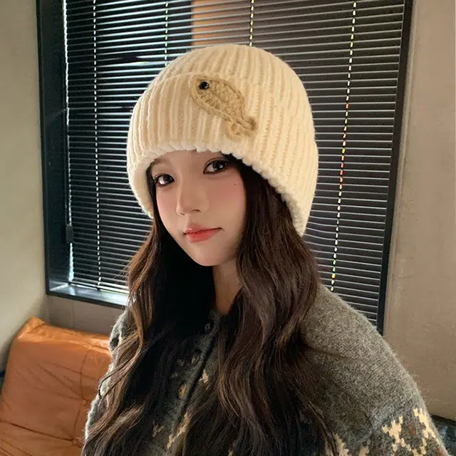 浪莎 韩系可爱小鱼织标毛线保暖出街百搭大头围 聚酯纤维 绒线帽 男女同款情侣款