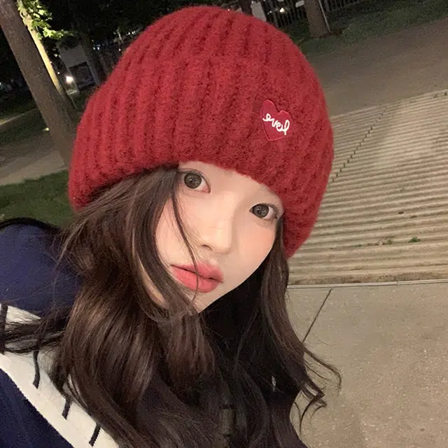 浪莎 安可拉红显白保暖针织绒线帽子女生秋冬款日常通勤百搭护耳显脸小毛线帽 腈纶 绒线帽 女款