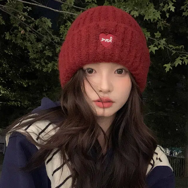 浪莎 安可拉红显白保暖针织绒线帽子女生秋冬款日常通勤百搭护耳显脸小毛线帽 腈纶 绒线帽 女款