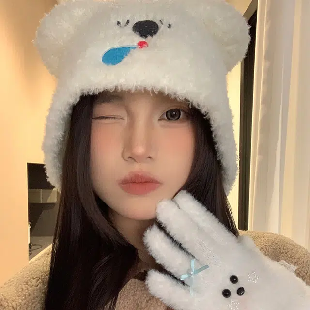 浪莎 可爱鼻涕小熊系带显脸小软糯保暖毛茸茸护耳 涤纶 绒线帽 男女同款情侣款