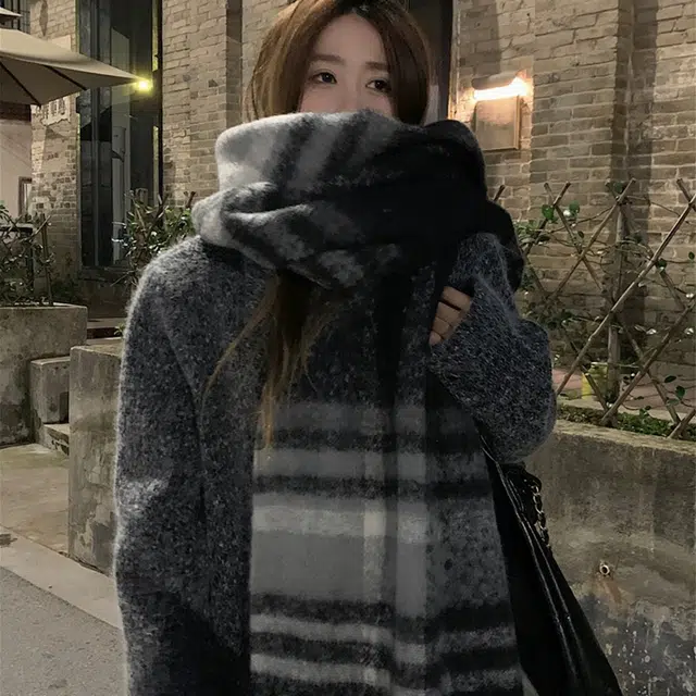 浪莎 高级感马海毛加厚长款冬季 保暖 学院风柔软亲肤流苏披肩 礼盒装 涤纶 绒线围巾 通用