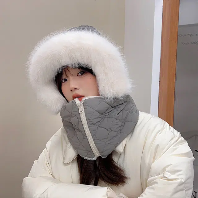 浪莎 加厚加绒保暖护耳雷锋帽子女生冬季防风防寒围脖一体帽骑车羽绒棉帽 涤纶 绒线帽 女款