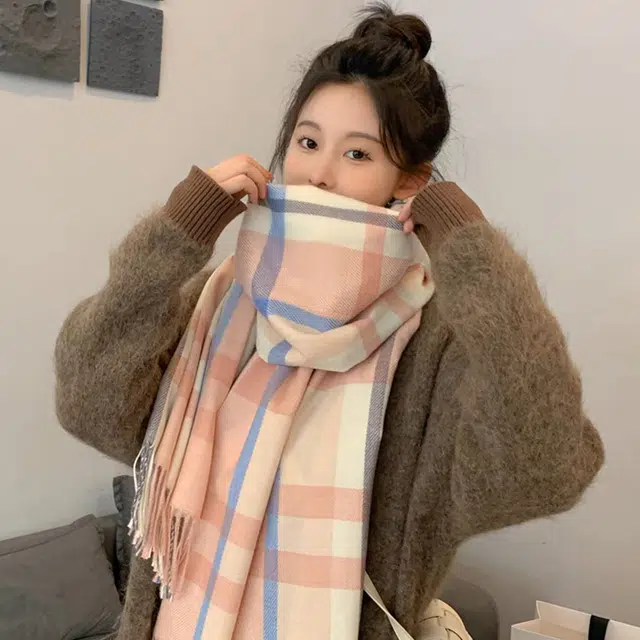 【精选羊毛】 浪莎 粉色格秋冬季精品羊毛围巾保暖披肩两用柔软加厚时尚百搭围脖 礼盒装 绒线围巾 女款