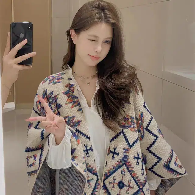 浪莎 文艺风云南大理旅行双面几何花纹流苏披风 披肩 女款