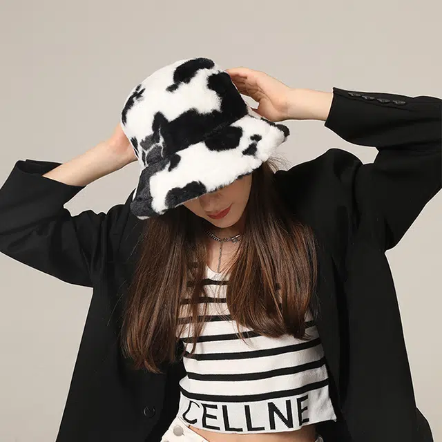 浪莎 百搭护耳帽 可爱软妹奶牛纹 涤纶 渔夫帽 女款