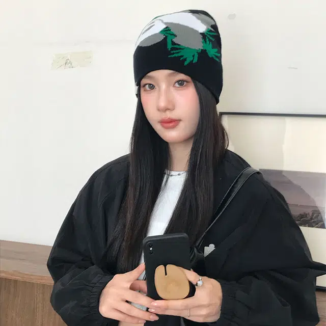 浪莎 秋冬国风可爱熊猫提花针织帽保暖防风护耳套头 腈纶 绒线帽 男女同款情侣款