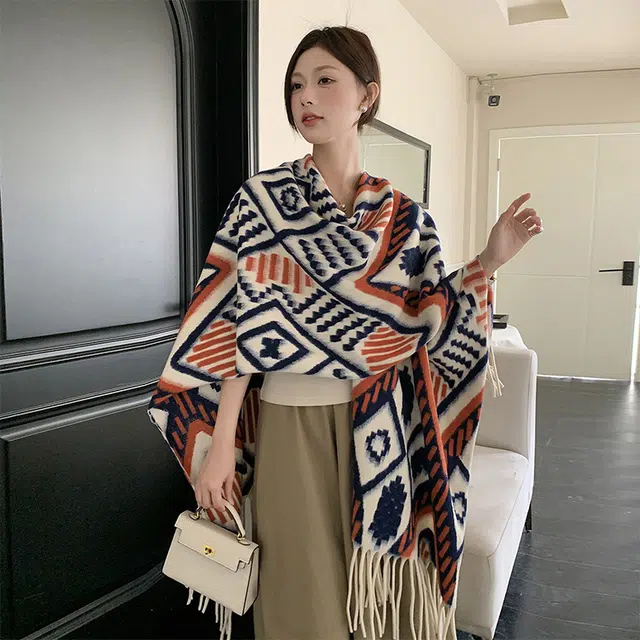 浪莎 温馨橙色插色双面旅行外搭高级感保暖流苏 聚酯纤维 披肩 女款