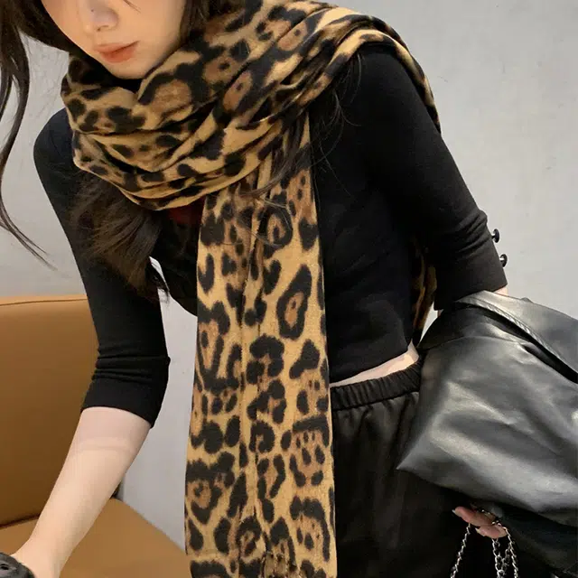浪莎 甜酷风复古豹纹流苏绒线围巾男女情侣款千禧辣妹风秋冬加厚保暖披肩围脖 礼盒装 绒线围巾 男女同款情侣款