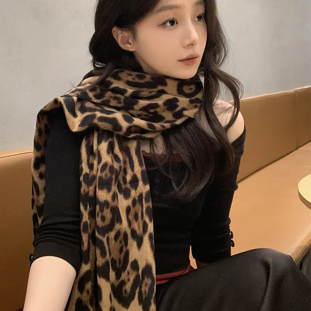浪莎 甜酷风复古豹纹流苏绒线围巾男女情侣款千禧辣妹风秋冬加厚保暖披肩围脖 礼盒装 绒线围巾 男女同款情侣款